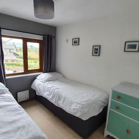 Pen Y Geulan By Seren Property Machynlleth Exterior photo
