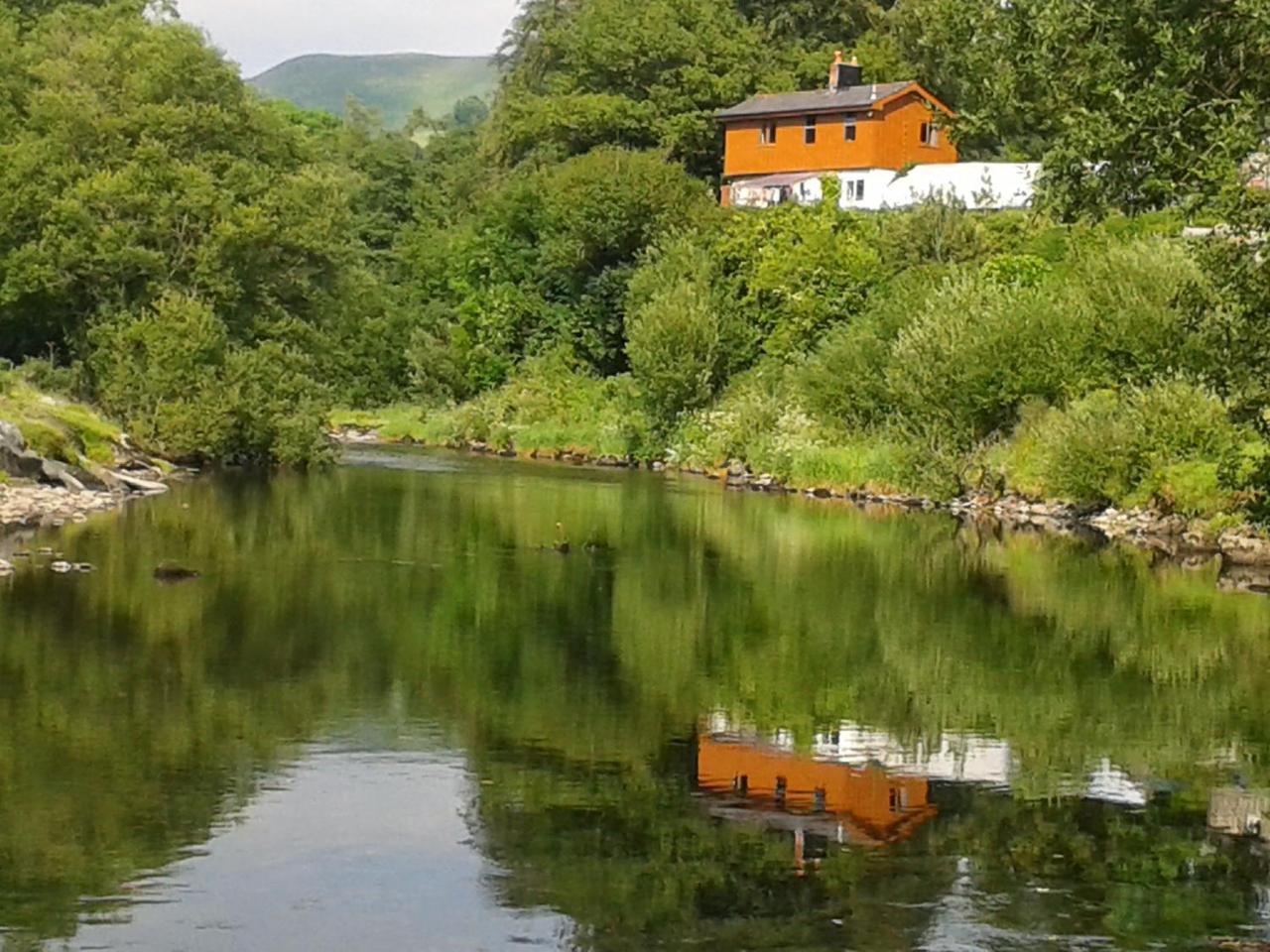 Pen Y Geulan By Seren Property Machynlleth Exterior photo